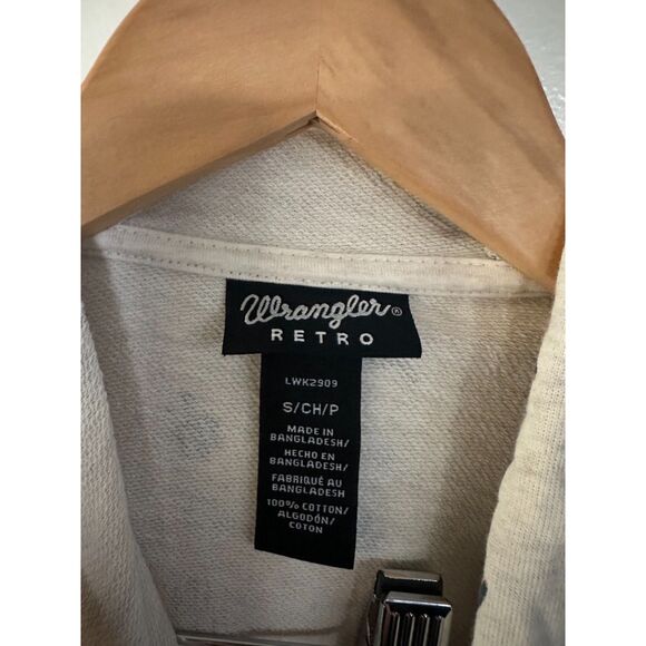 Wrangler Retro Women's Pullover Hoodie with Foiled Cactus Print Size Small - Picture 8 of 11